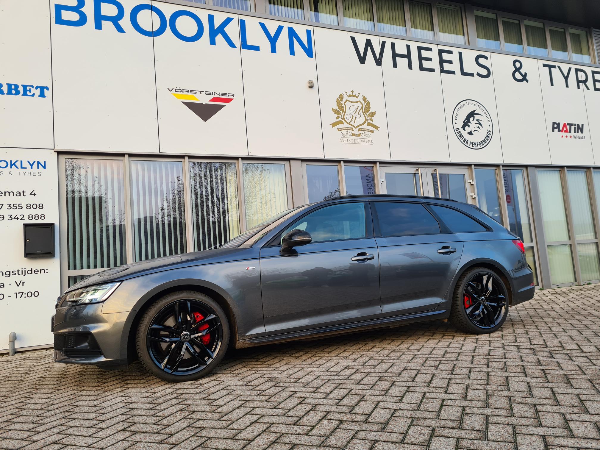 Damina DM05 zwart glanzend